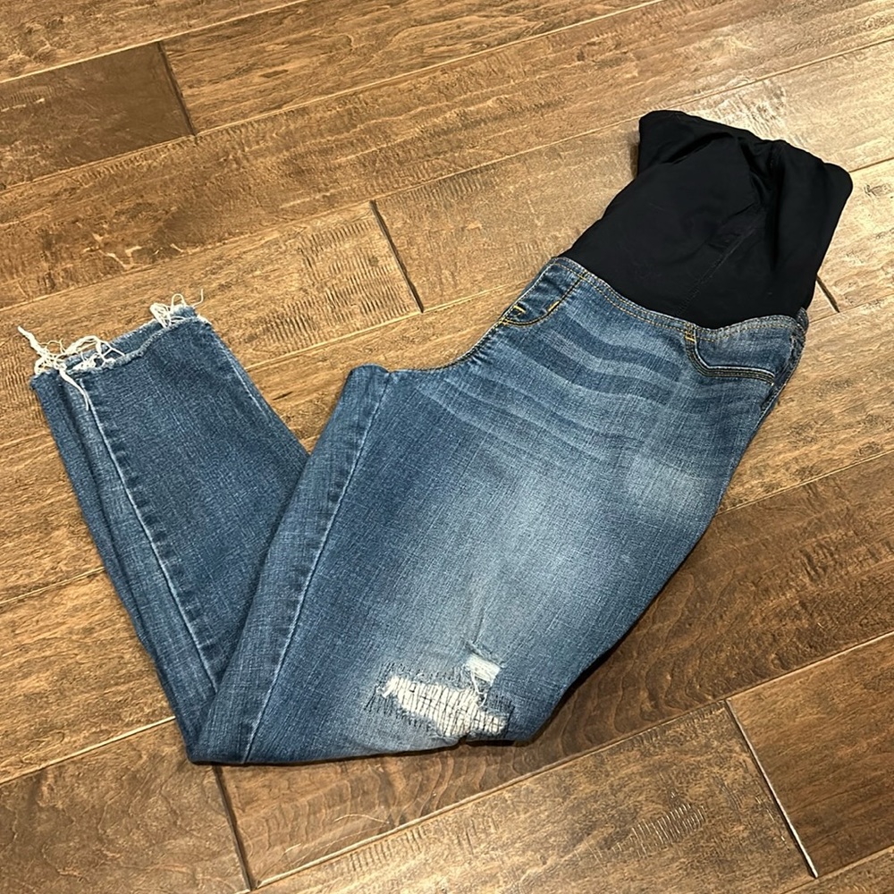 Straight leg distressed maternity jeans